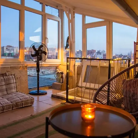 Charming House With Authentic And Bohemian Design In The Heart Of Urla Daire